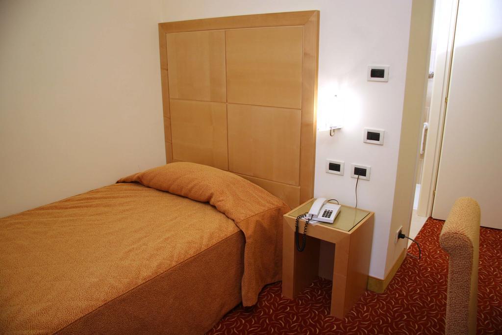 Hotel Roma Cividale Del Friuli Ngoại thất bức ảnh