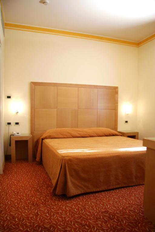 Hotel Roma Cividale Del Friuli Phòng bức ảnh