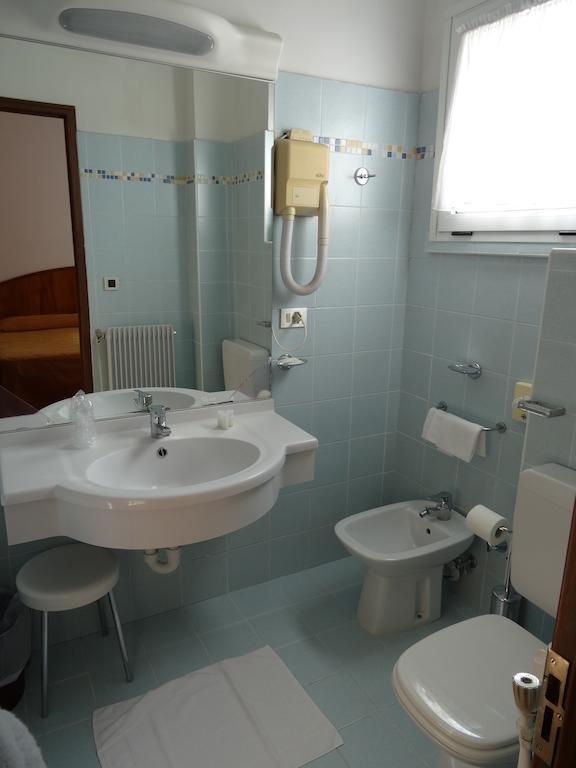 Hotel Roma Cividale Del Friuli Phòng bức ảnh